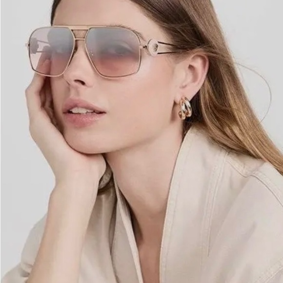 NEW VERSACE MOD 2269 1002/7E GOLD VE2269 1002/7E WOMEN SUNGLASSES VE2269 1002/7E - Picture 1 of 11